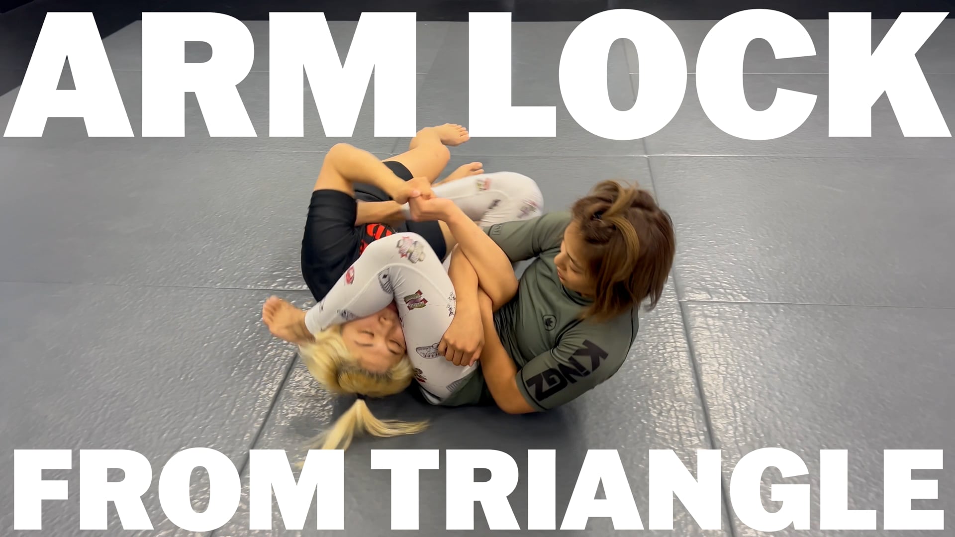 ARM LOCK FROM TRIANGLE/KANAE YAMADA